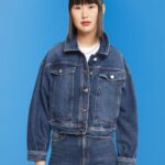 Women Esprit Blue Medium Wash Cropped denim jacket Jackets XF4444550
