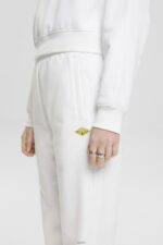 Women Esprit White Sweatshirt joggers Joggers XF4444173 - Image 3